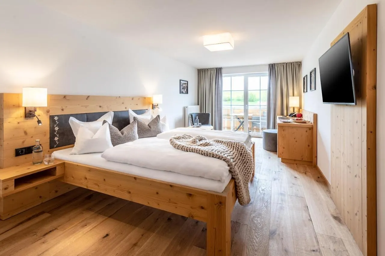 **** Hotel Hanusel Hof Wellness & Genuss In Panoramalage Hellengerst Allemagne